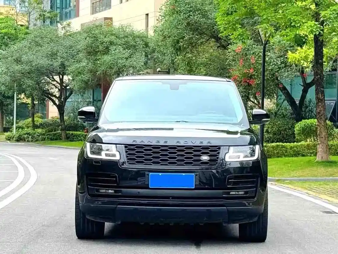 Photo 2 - Land Rover Range Rover