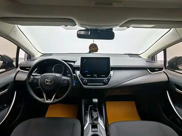 Toyota Corolla 2021 Hybrid 1.8L E-CVT Elite Edition фото 9