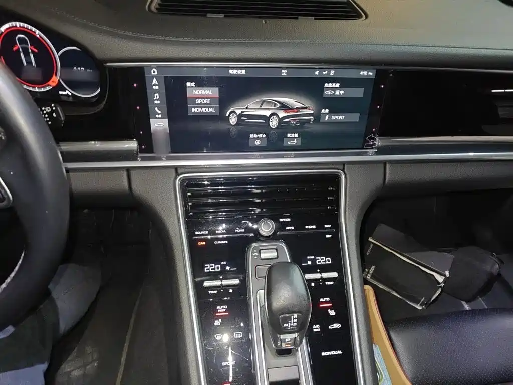 Porsche Panamera 2017 Panamera 3.0T фото 6