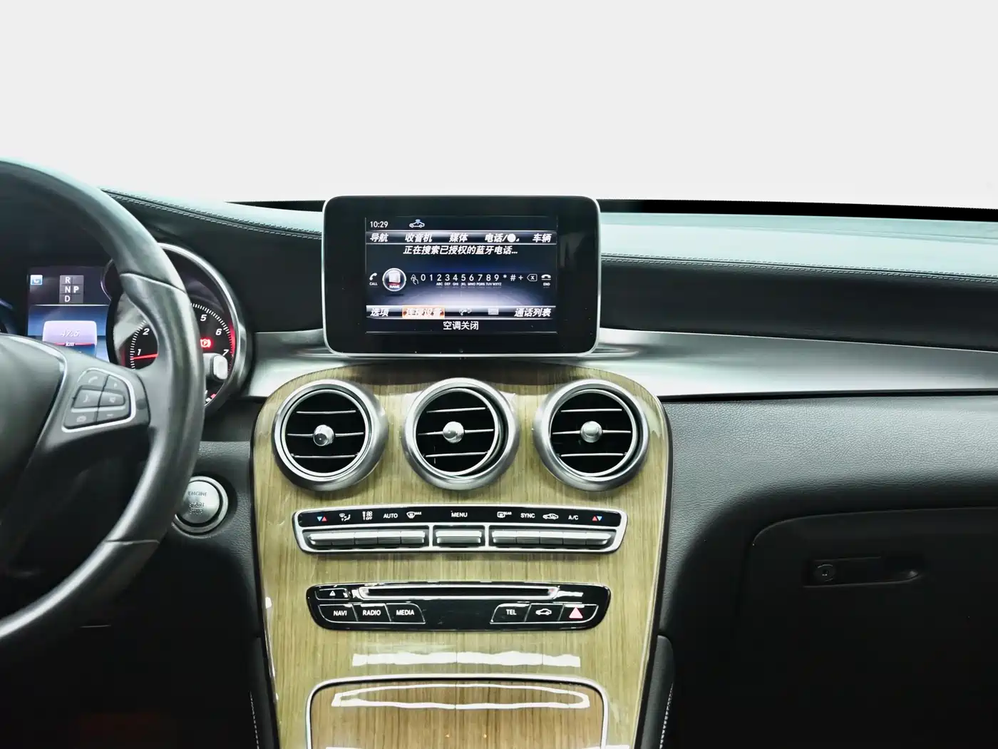 Mercedes-Benz GLC Coupe 2019 GLC 260 4MATIC Coupe SUV фото 12