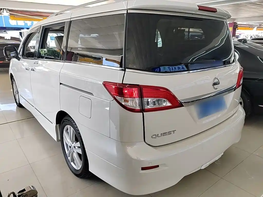 Nissan Quest 2017 2015 3.5L SL