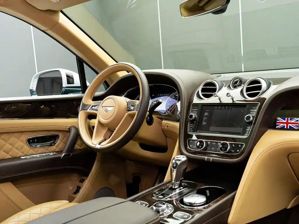 Bentley Bentayga 2017 2016 6.0T Standard Edition