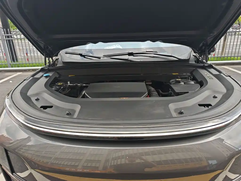 Li Auto Li L8 2025 2025 Ultra Smart Renewal Edition