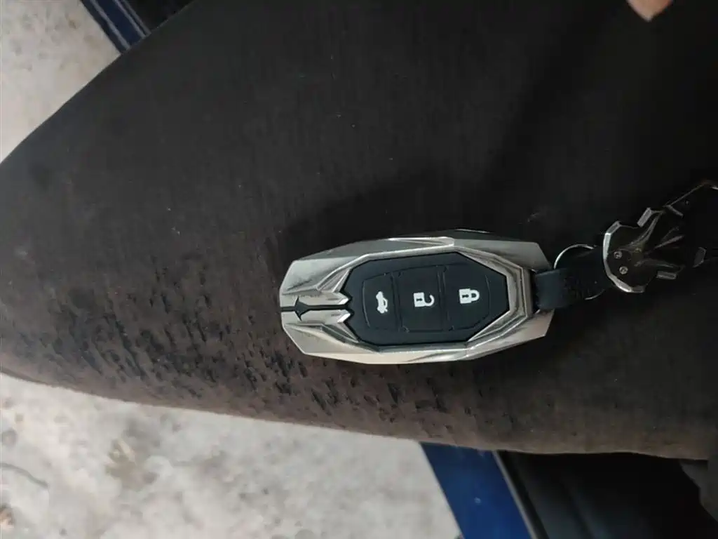 Hyundai Fista 2019 280TGDi Sport Edition China VI фото 9