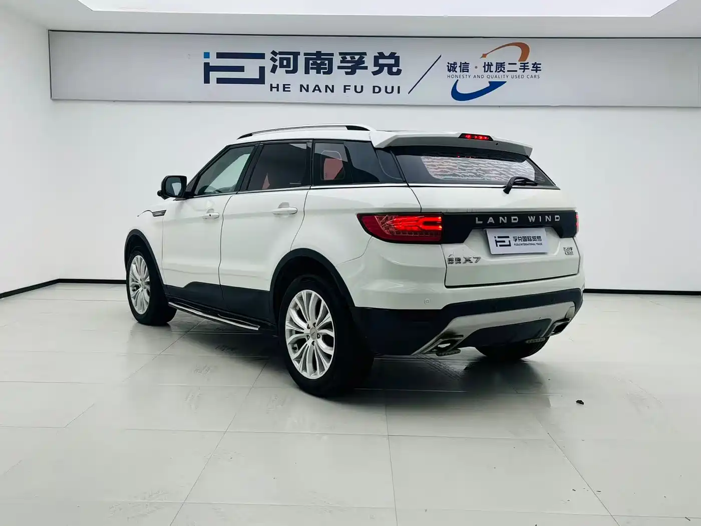 Landwind X7 2018 2016 2.0T Panorama Luxury
