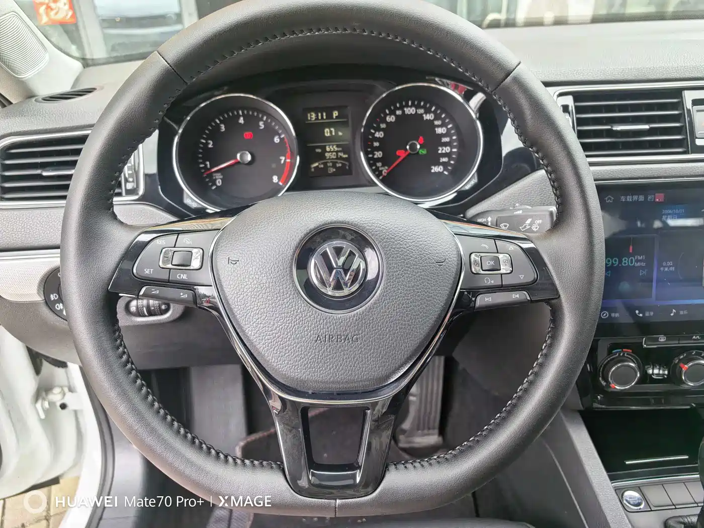 Volkswagen Sagitar 2018 1.6L Automatic Comfort фото 9