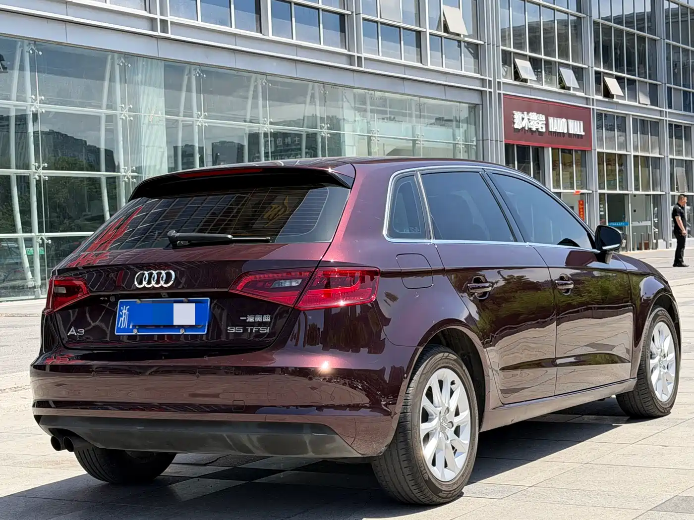 Audi A3 2016 Sportback 35 TFSI Leadership фото 6