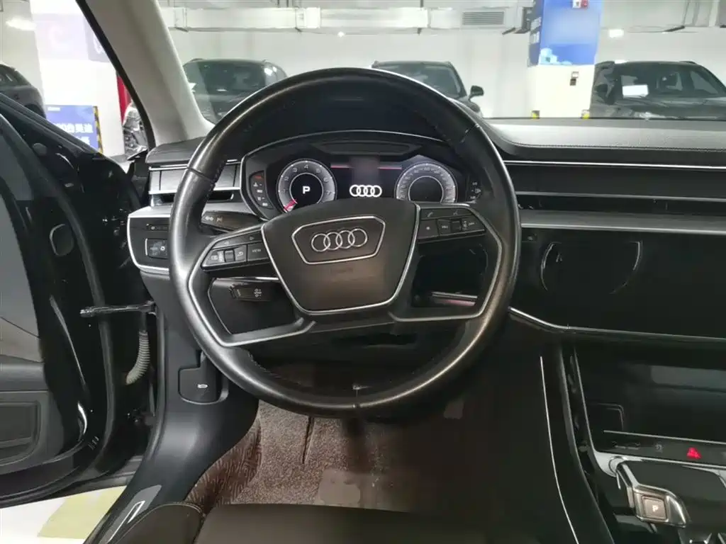 Audi A8 2019 Facelift Plus A8L 50 TFSI quattro Comfort фото 17