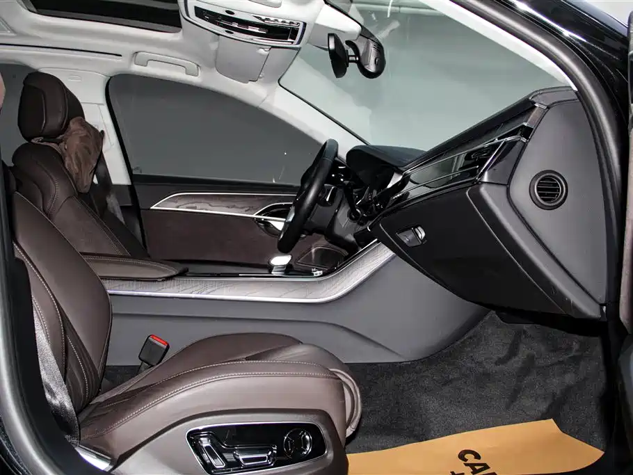 Audi A8 2024 Model A8L 45 TFSI quattro Luxury фото 33