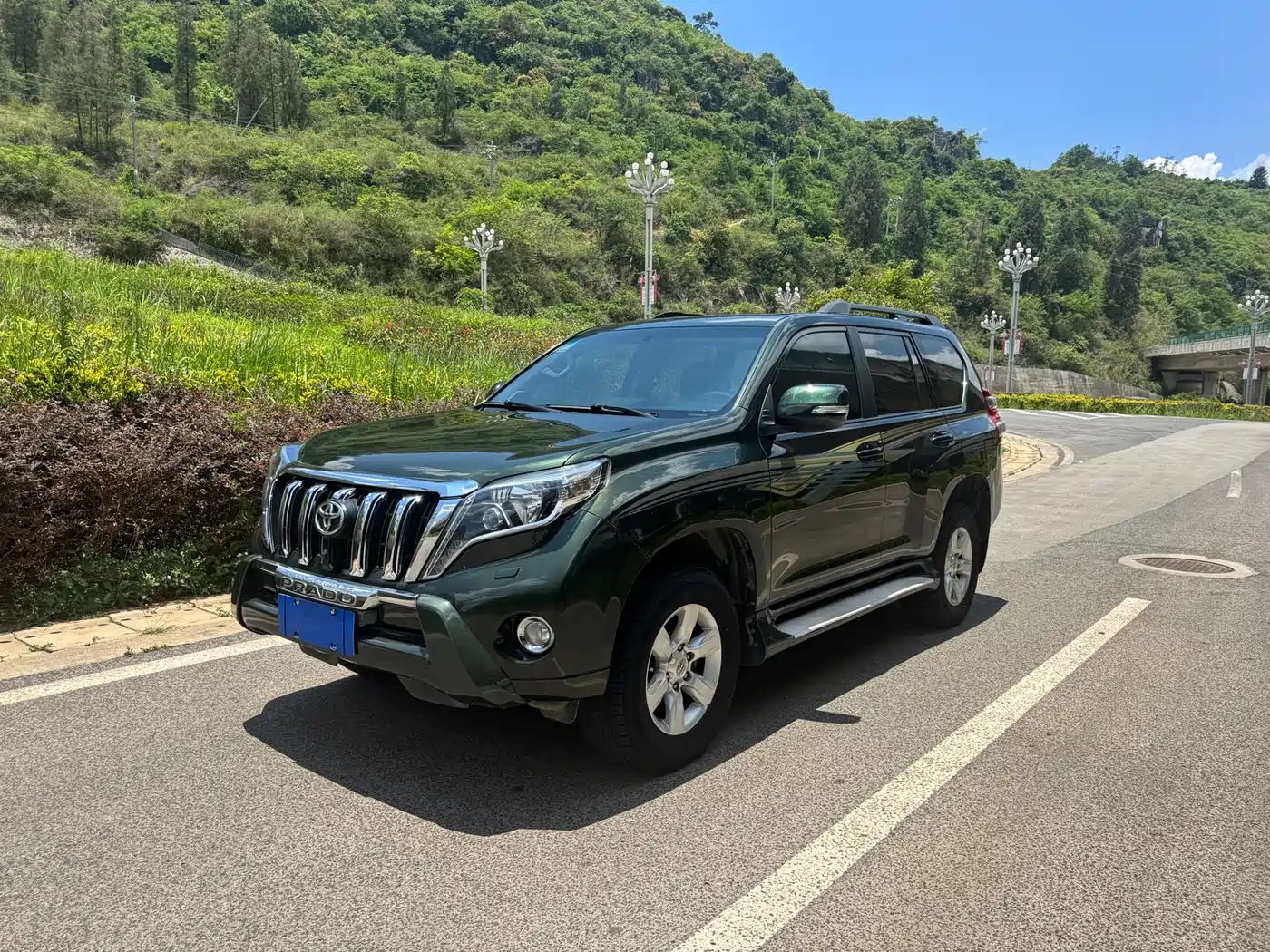 Toyota Prado 2015 2.7L Automatic Luxury
