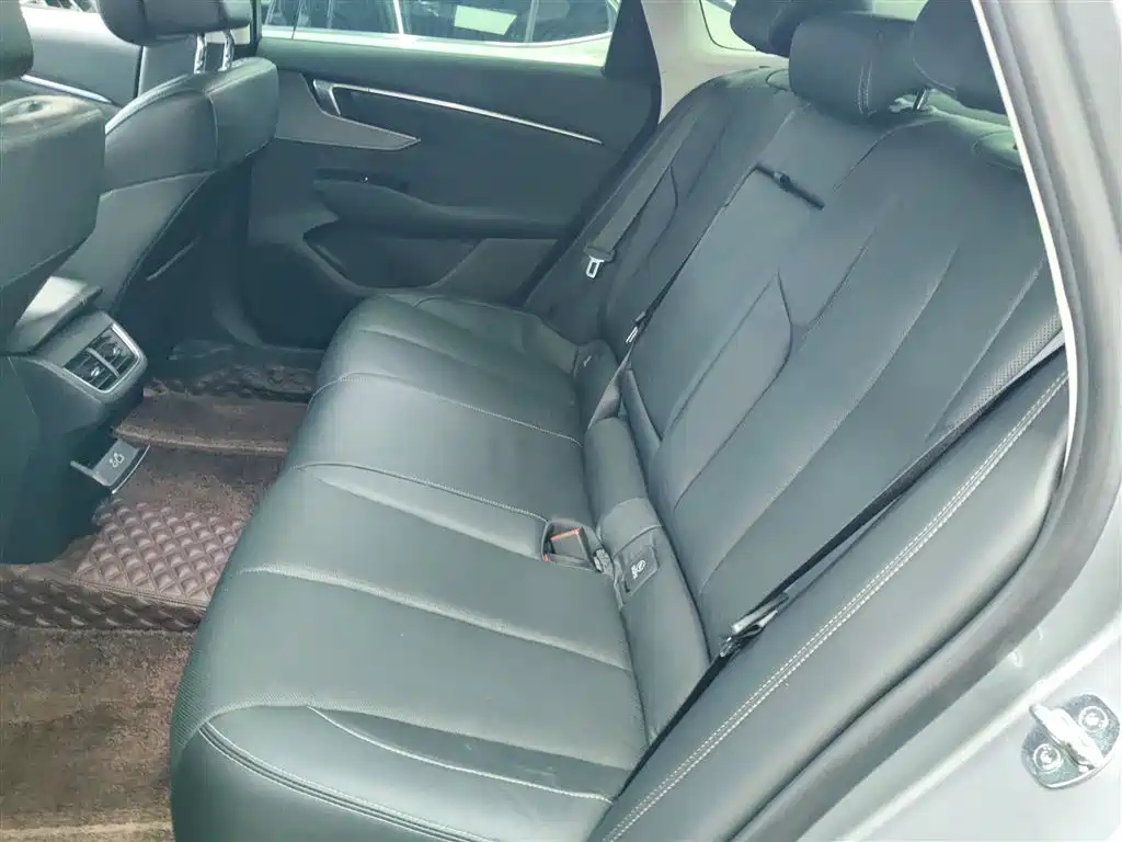 Buick LaCrosse 2023 28T Premium Edition фото 13