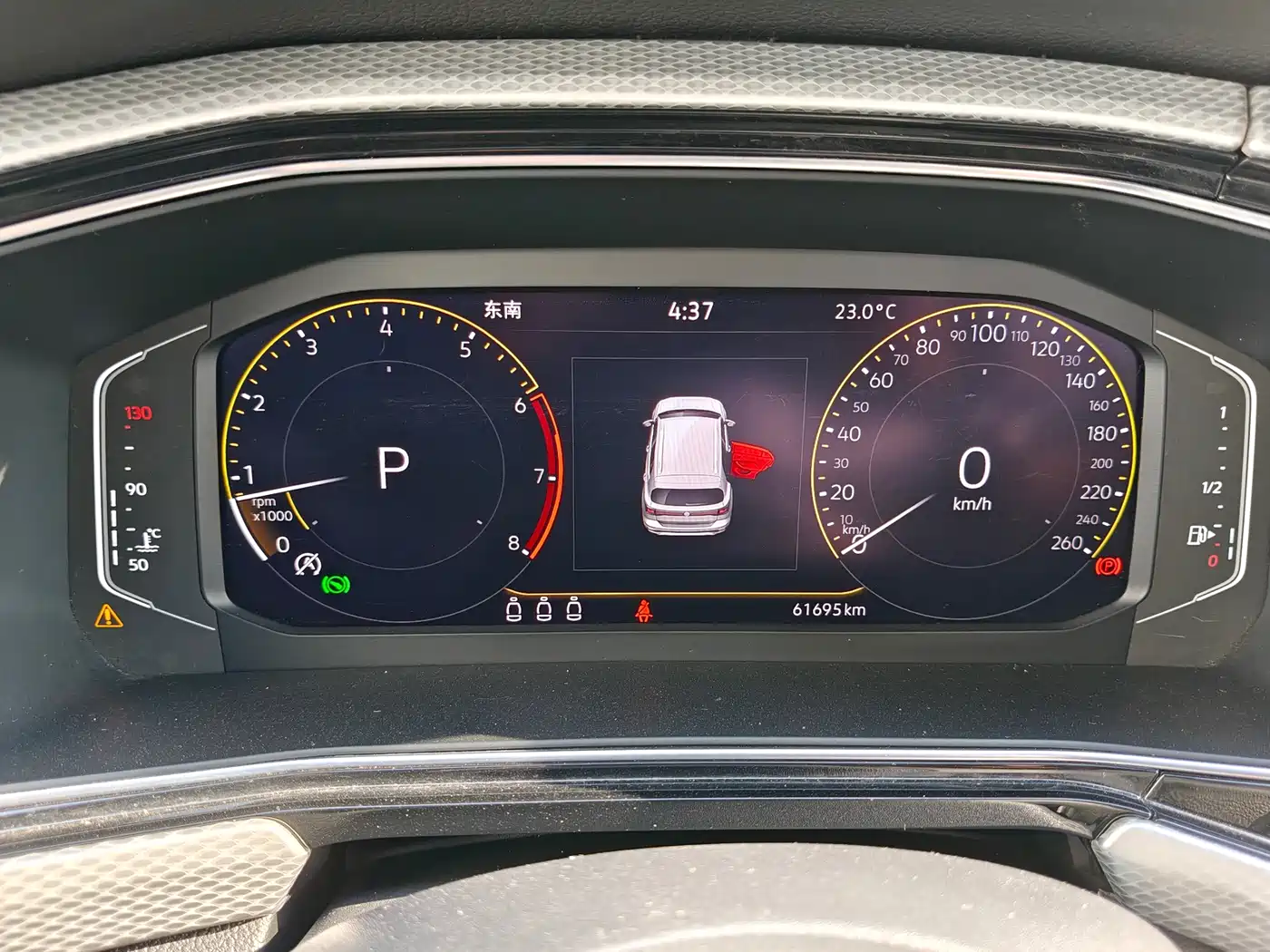 Volkswagen Tanying 2023 Model 200TSI DSG R-Line Smart Connect Edition фото 16