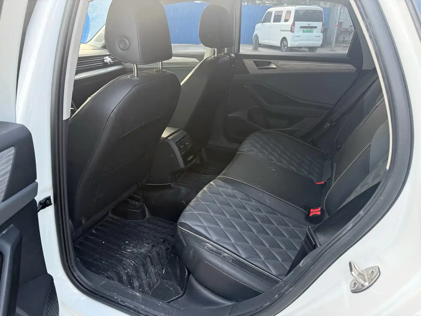 Volkswagen Sagitar 2023 300TSI DSG Surpassing Edition фото 6
