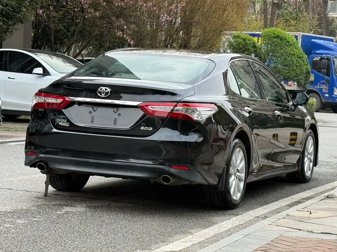 Toyota Camry 2018 2.0G Luxury Edition фото 4