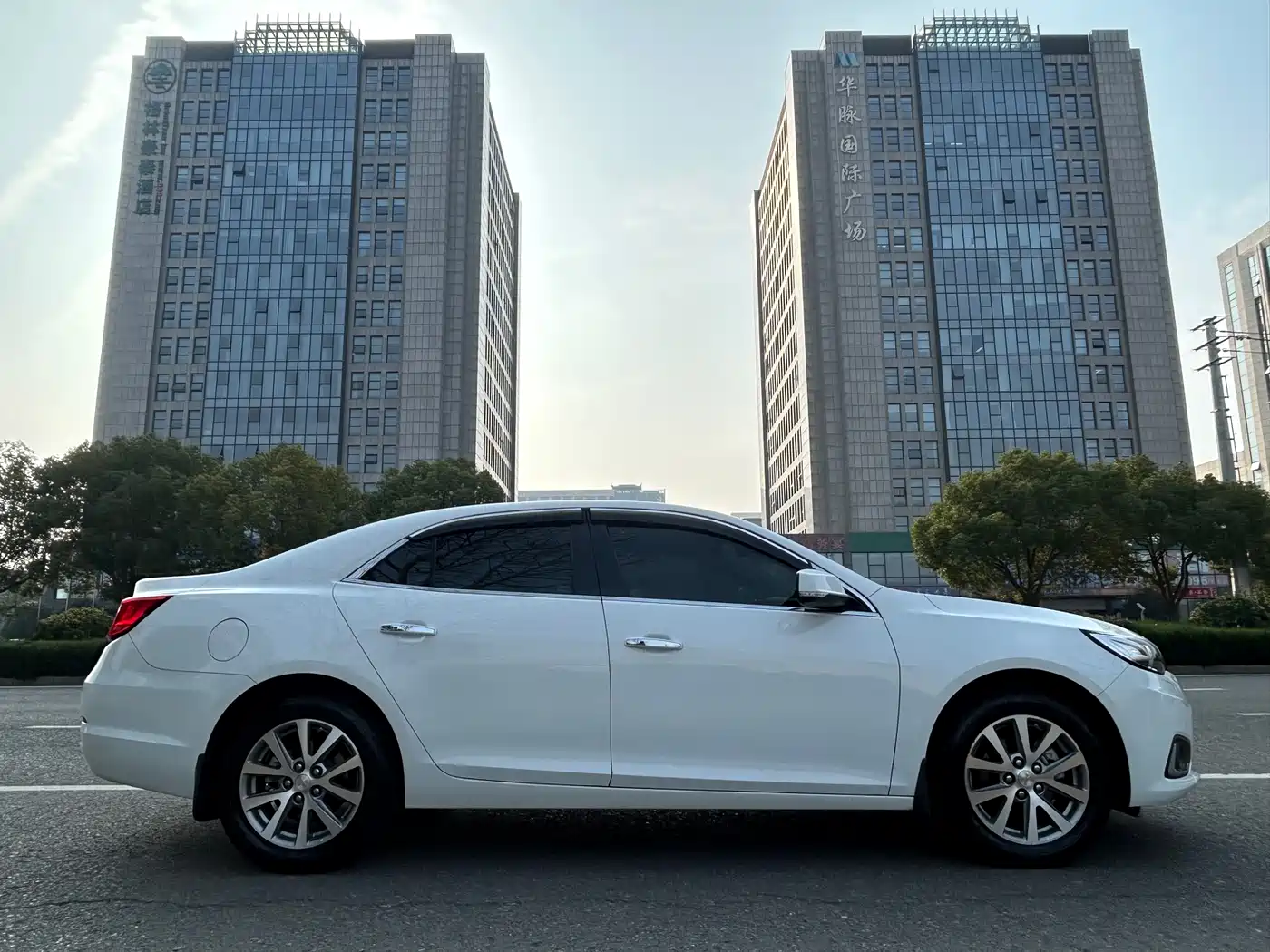 Chevrolet Malibu 2018 530T Automatic Luxury Edition фото 7