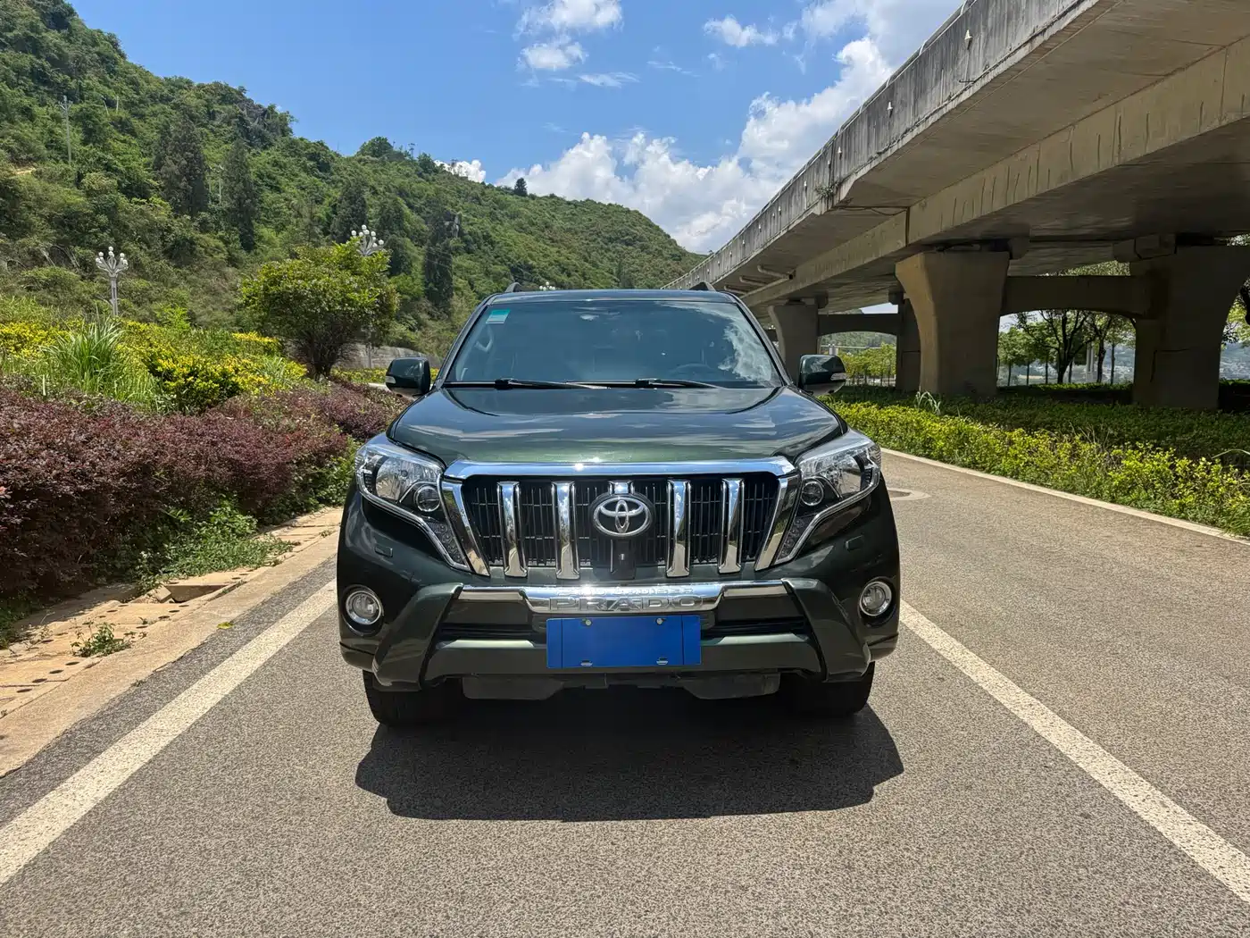 Toyota Prado 2015 2.7L Automatic Luxury фото 10