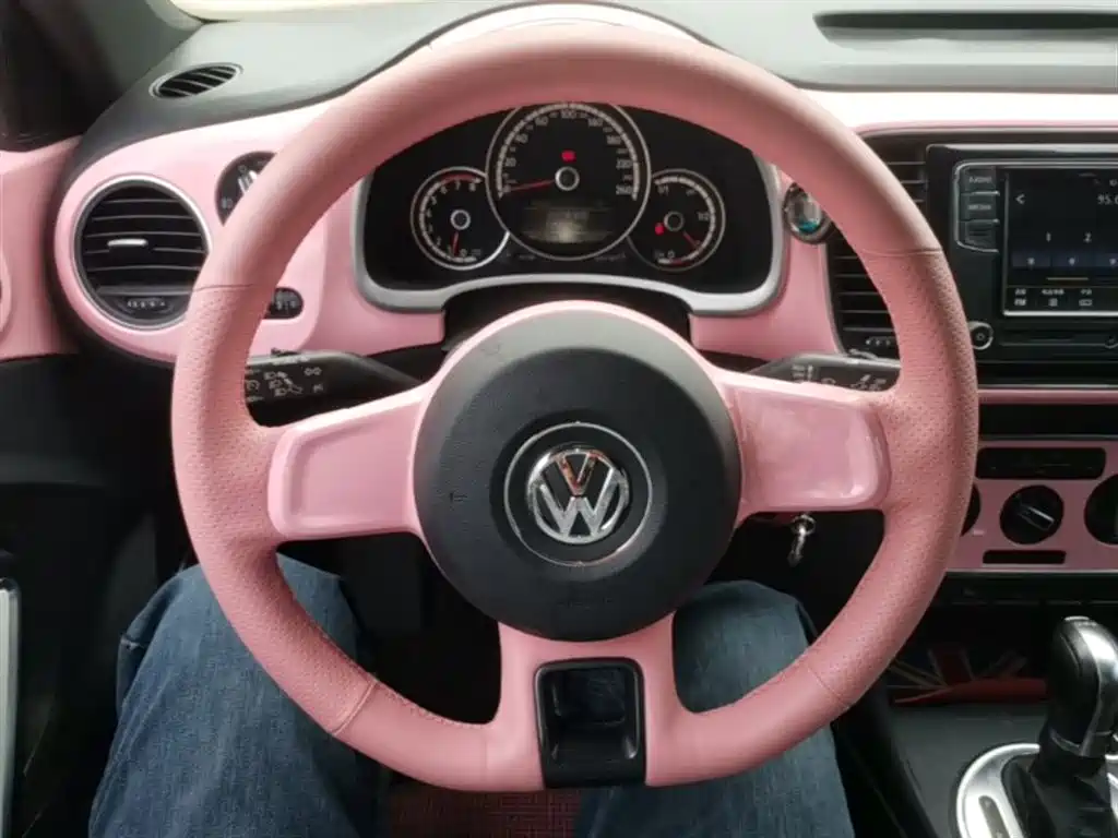 Volkswagen Beetle 2015 180TSI фото 11