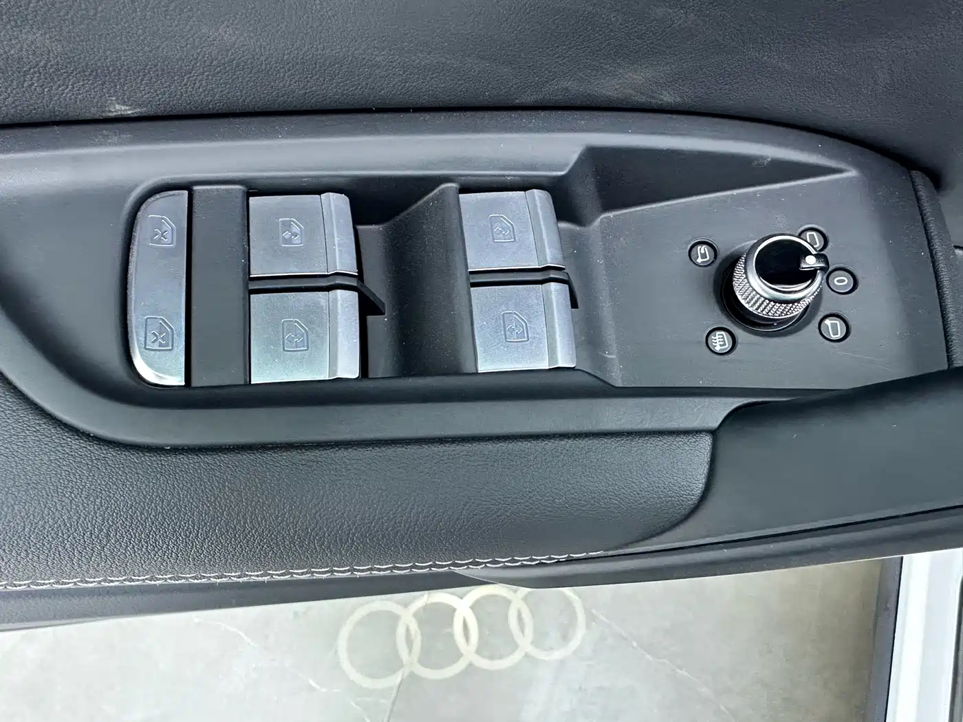 Audi Q5L 2024 Model 40 TFSI Luxury Dynamic фото 18