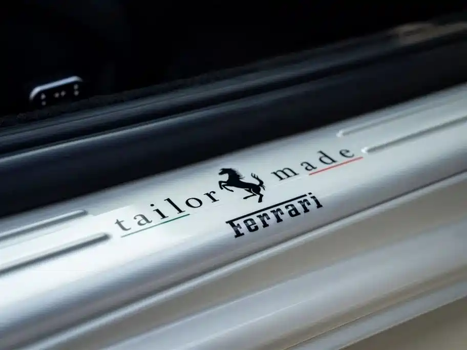 Ferrari California T 2016 2015 3.9T Standard