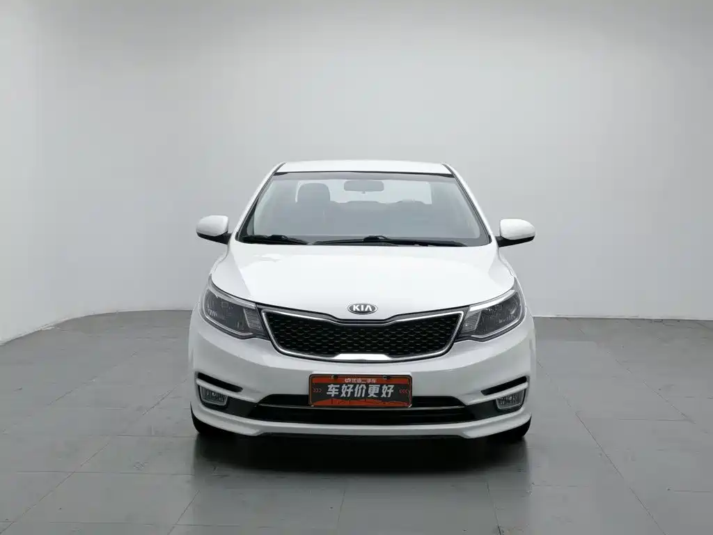 Photo 3 - Kia K2