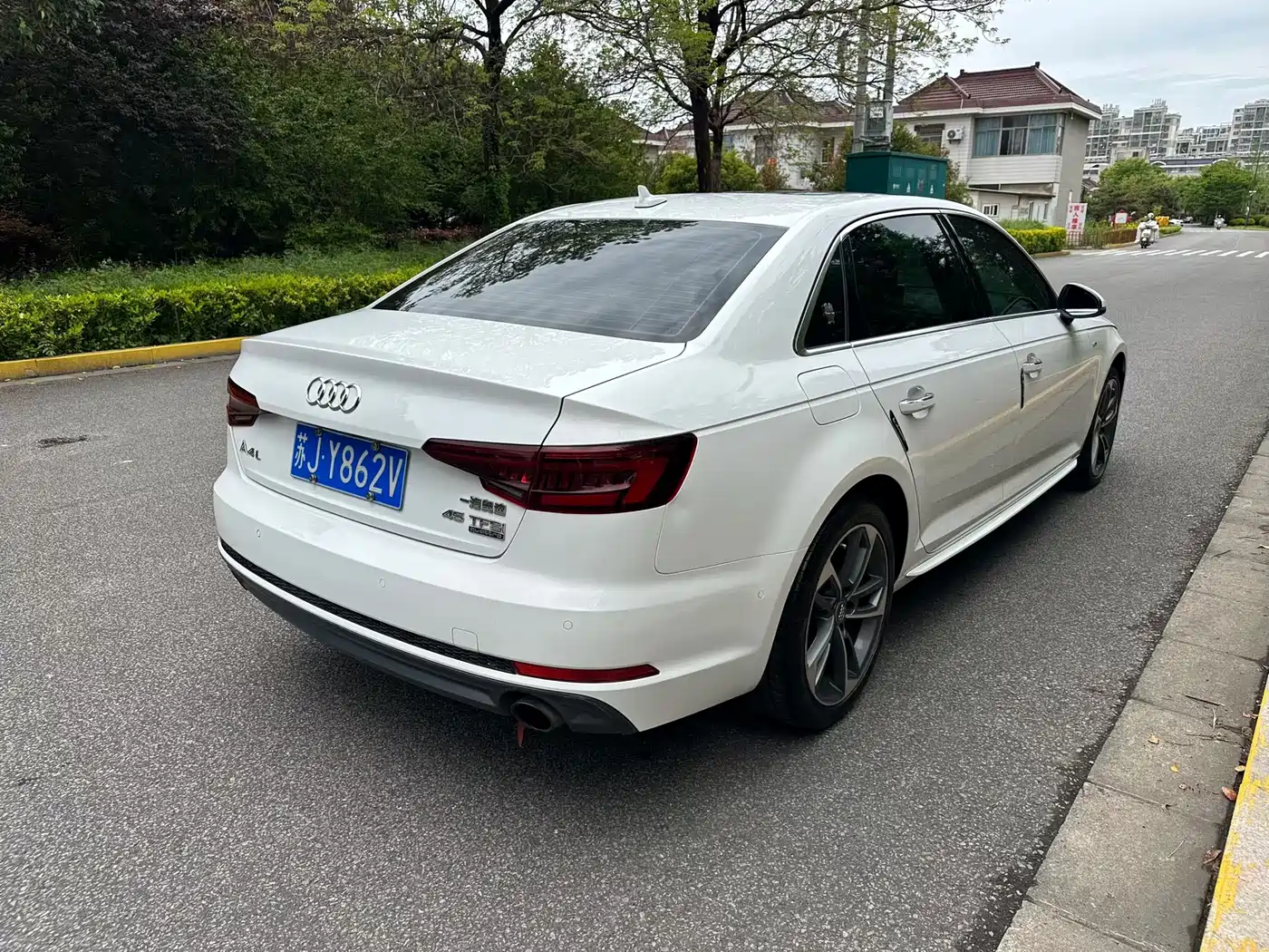 Audi A4L 2018 30th Anniversary 40 TFSI Sport фото 4
