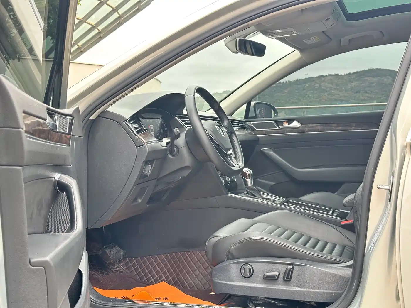 Volkswagen Magotan 2018 330TSI DSG Luxury фото 6