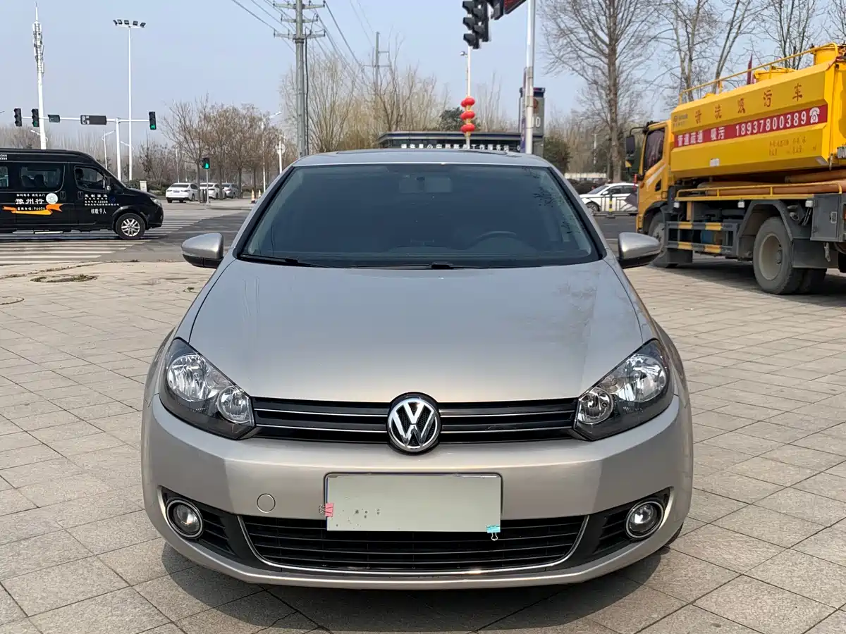 Volkswagen Golf 2012 1.4TSI Automatic Comfort фото 2