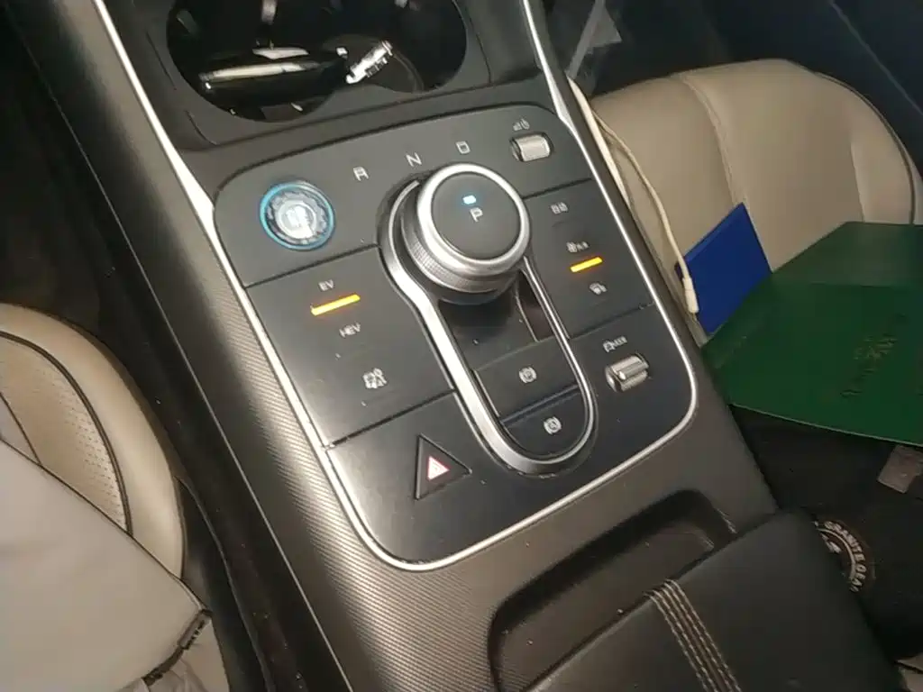 BYD Destroyer 05 2024 2024 Glory Edition DM-i 120KM Luxury