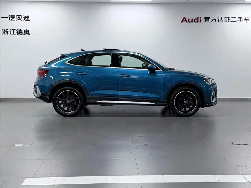 Audi Q3 Sportback 2020 45 TFSI quattro Luxury фото 3