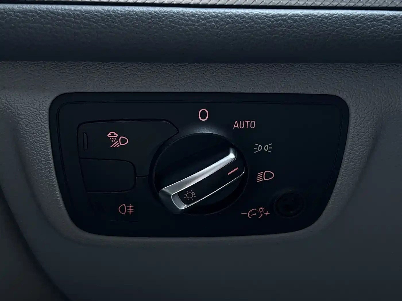 Audi A6L 2012 TFSI Comfort фото 10