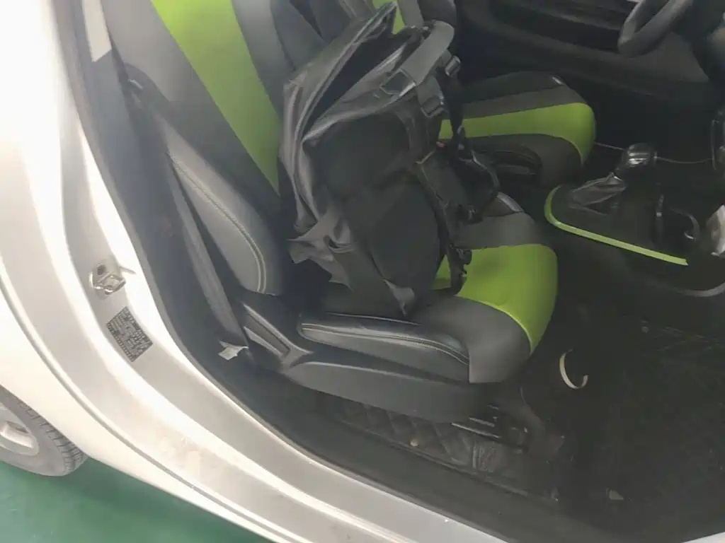 Roewe Clever 2020 2020 Urban Style Edition