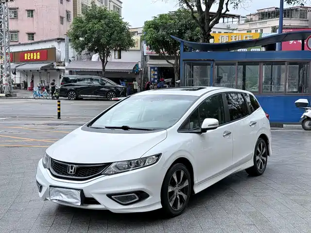 Honda Jade 2014 1.8L CVT Luxury Premium 5-seater