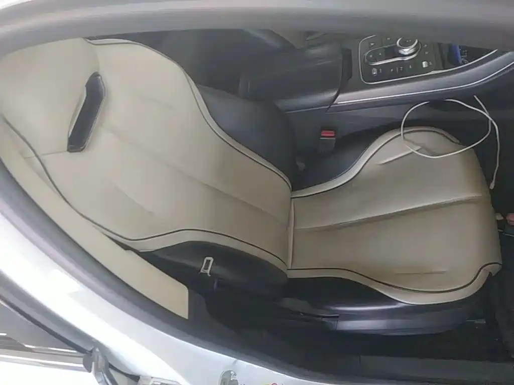 BYD Destroyer 05 2024 2024 Glory Edition DM-i 120KM Luxury