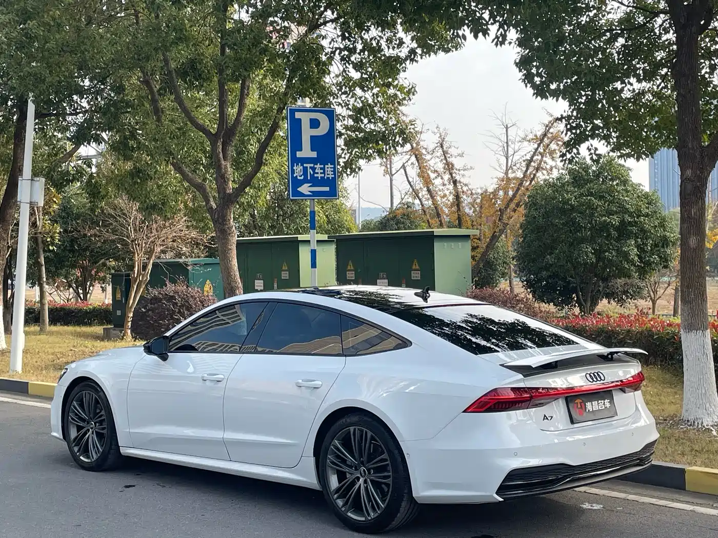 Audi A7 2023 Model 45 TFSI Premium Selection Edition фото 4