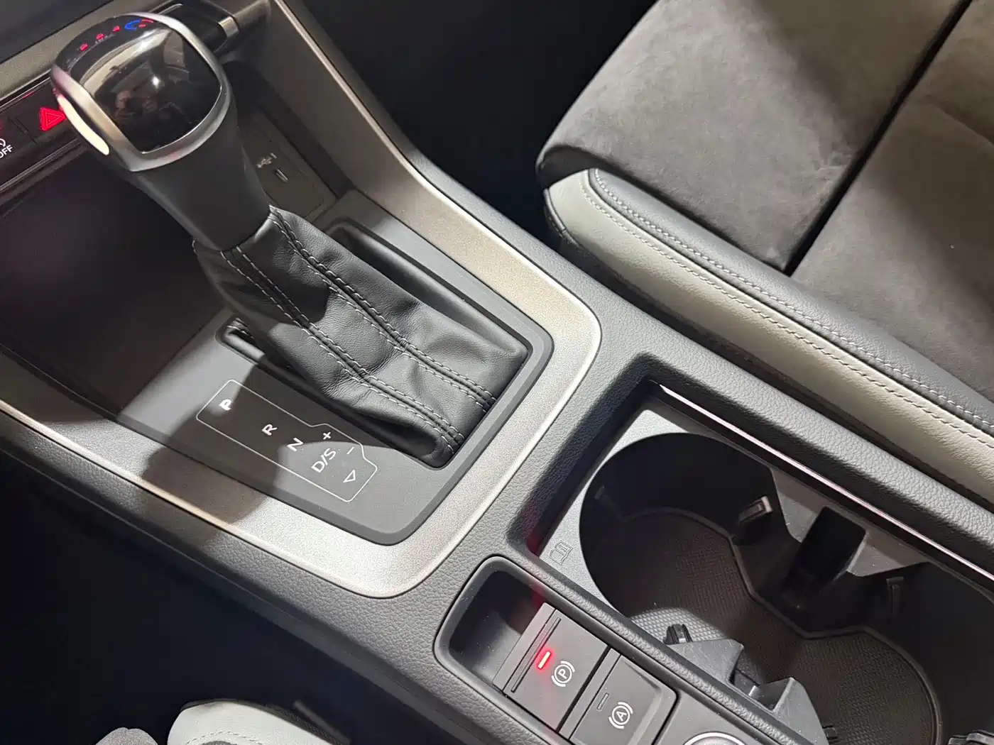 Audi Q3 2022 35 TFSI Progressive Dynamic фото 15