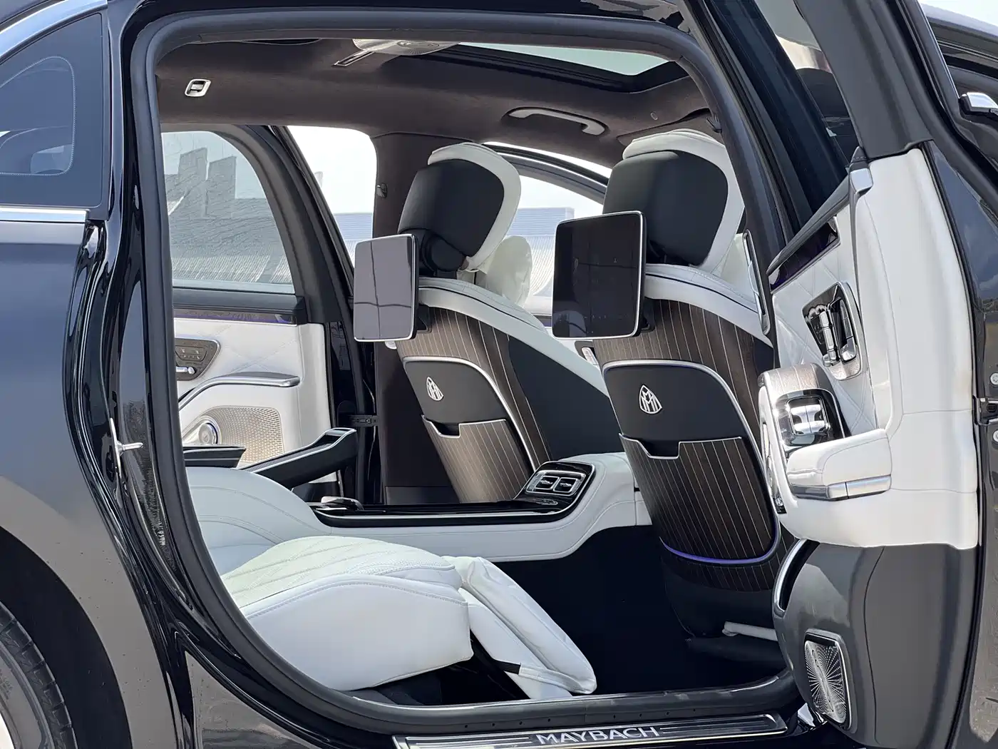 MERCEDES-BENZ MAYBACH S-CLASS