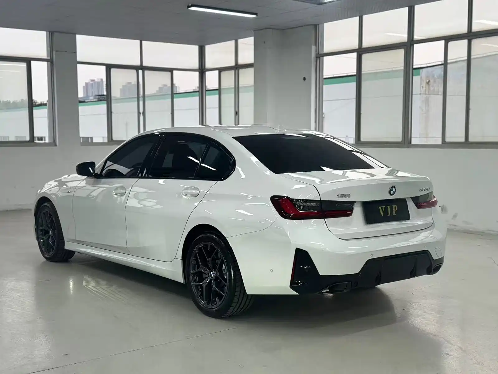 Фото 9 - BMW 3 Series