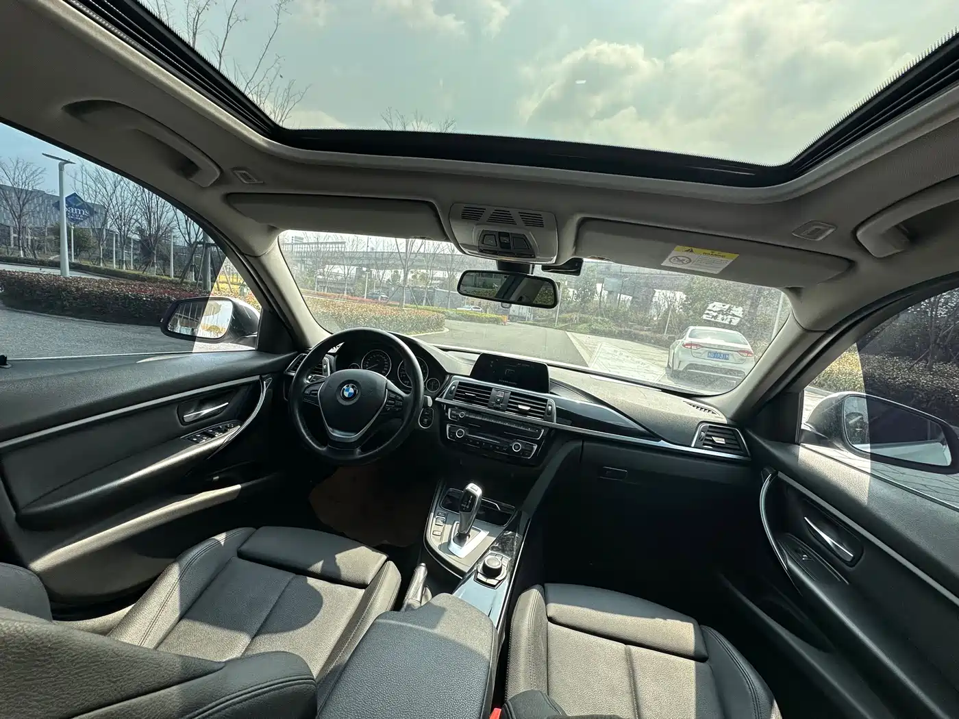 BMW 3 Series 2018 320Li Fashion Style фото 12