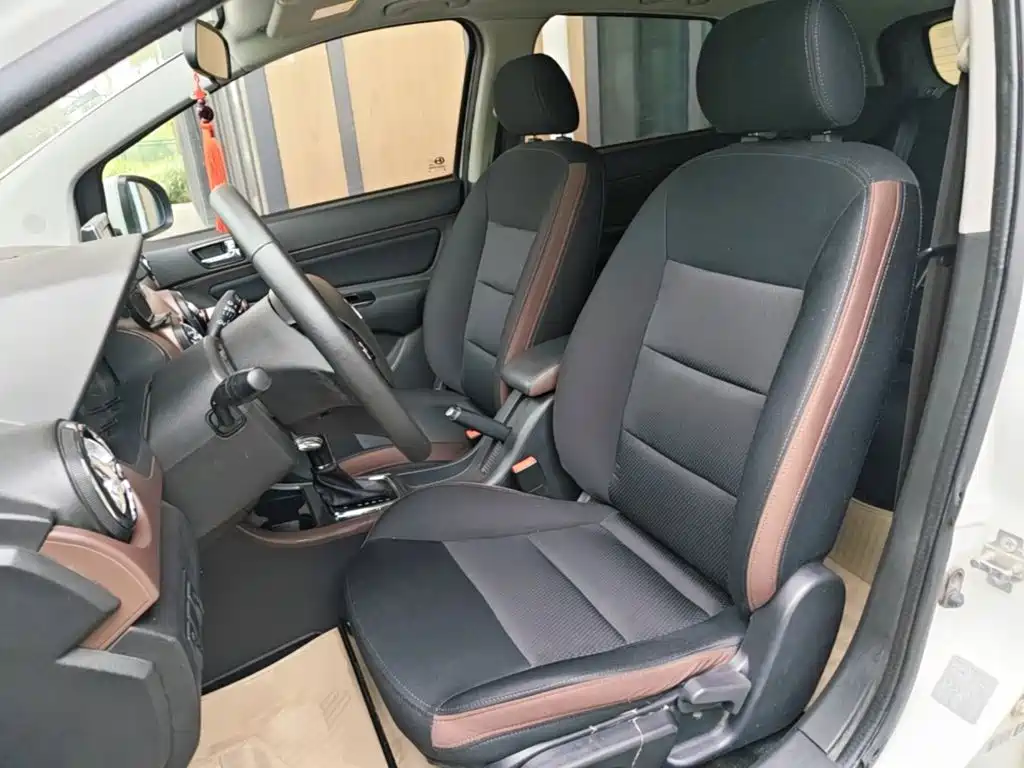 BAIC Changhe Q25 2017 2016 1.5L Automatic Le Hui Edition