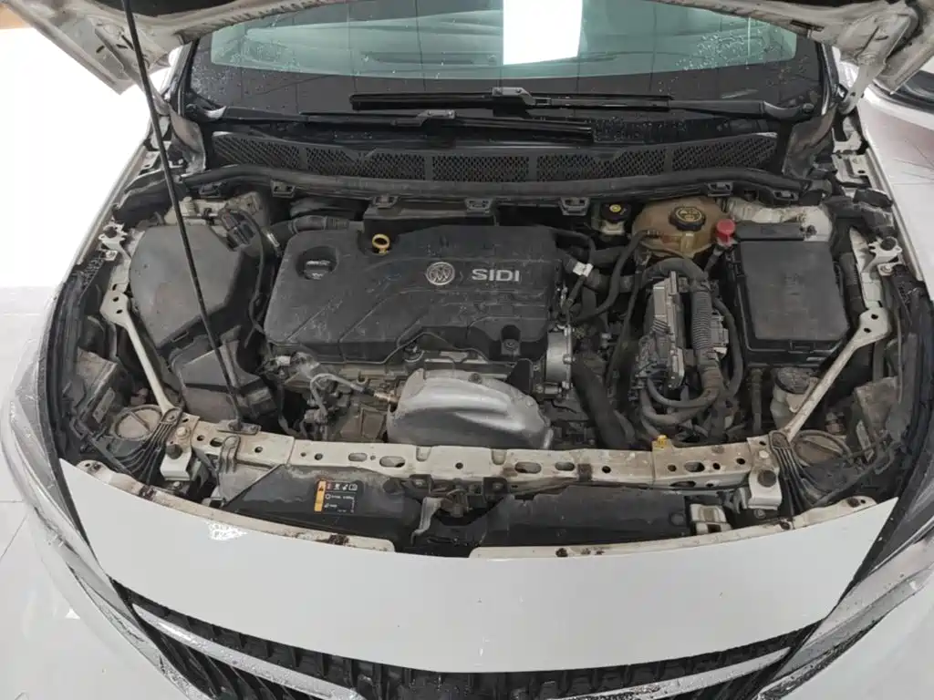 Фото 20 - Buick Verano