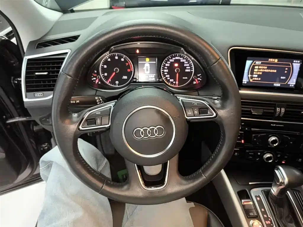 Audi Q5 2018 Collector's Edition 40 TFSI Progressive фото 11