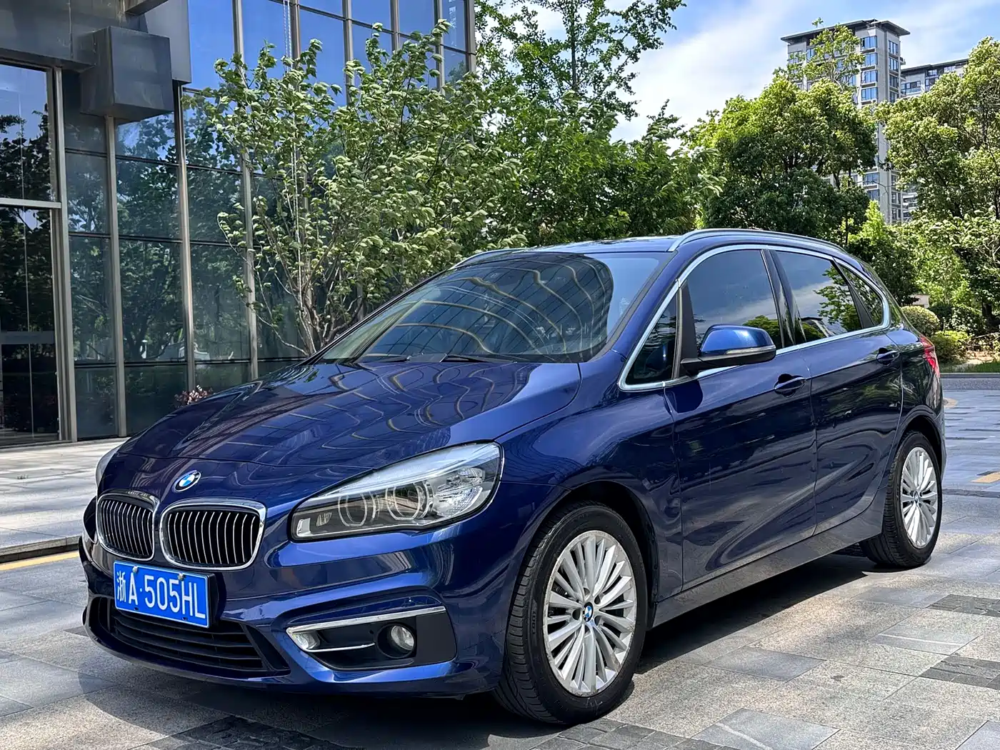 BMW 2 Series Tourer (Import) 2014 220i Luxury Design Package