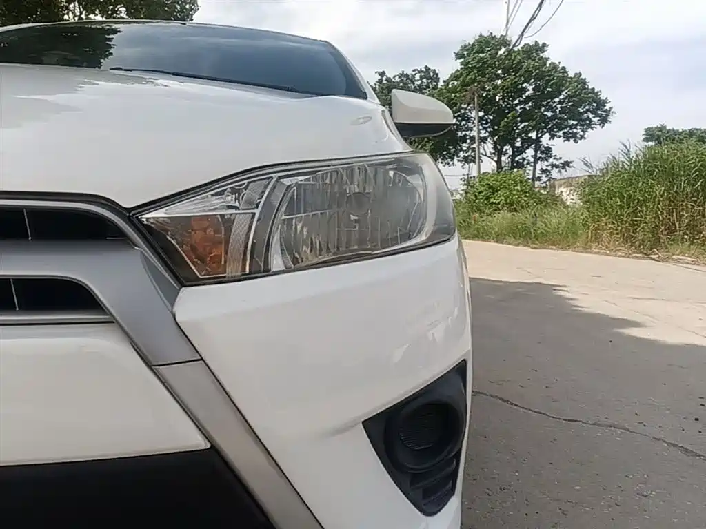 Toyota YARiS L Zhi Xuan 2015 1.5E Auto Charming Edition фото 24