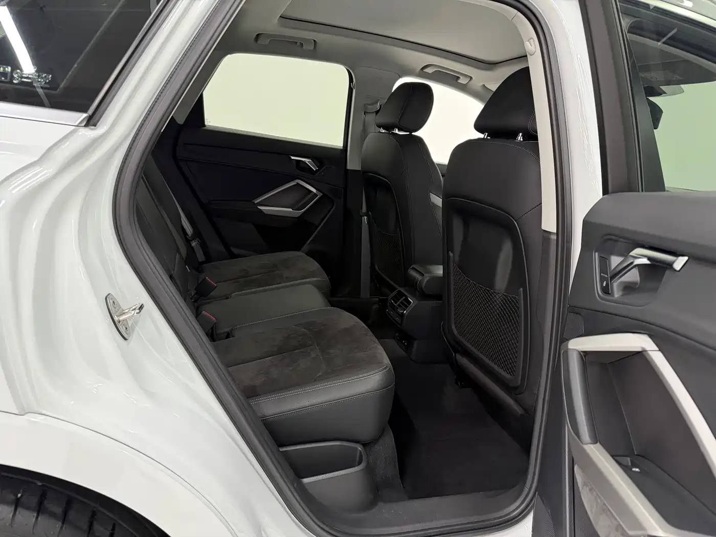 Audi Q3 2022 35 TFSI Fashion Dynamic фото 13