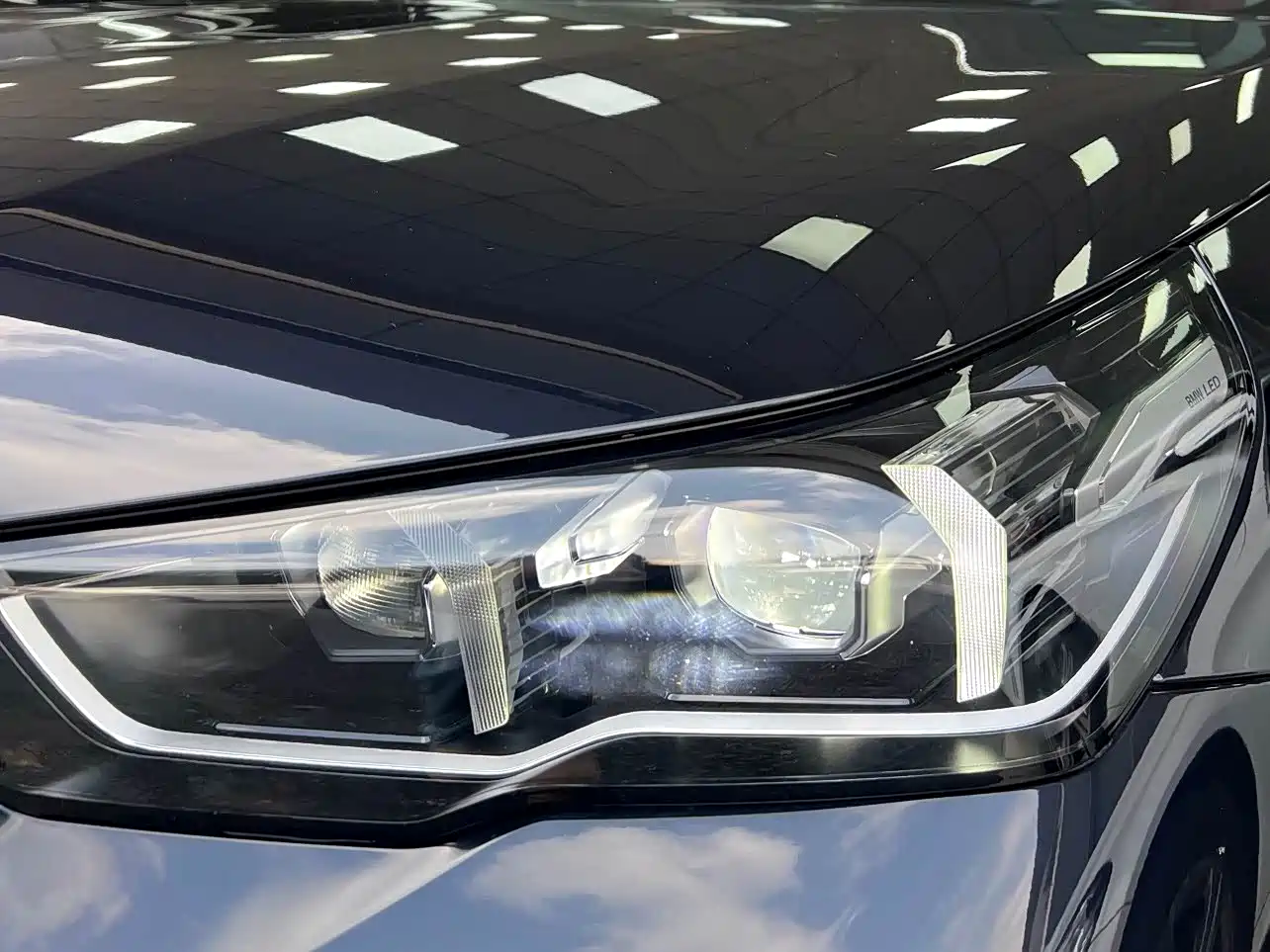 BMW 5 Series 2024 530Li Leading M Sport Package фото 9