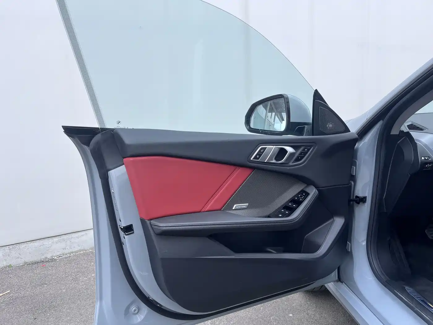 BMW 2 Series 2025 225L M Sport Package фото 11