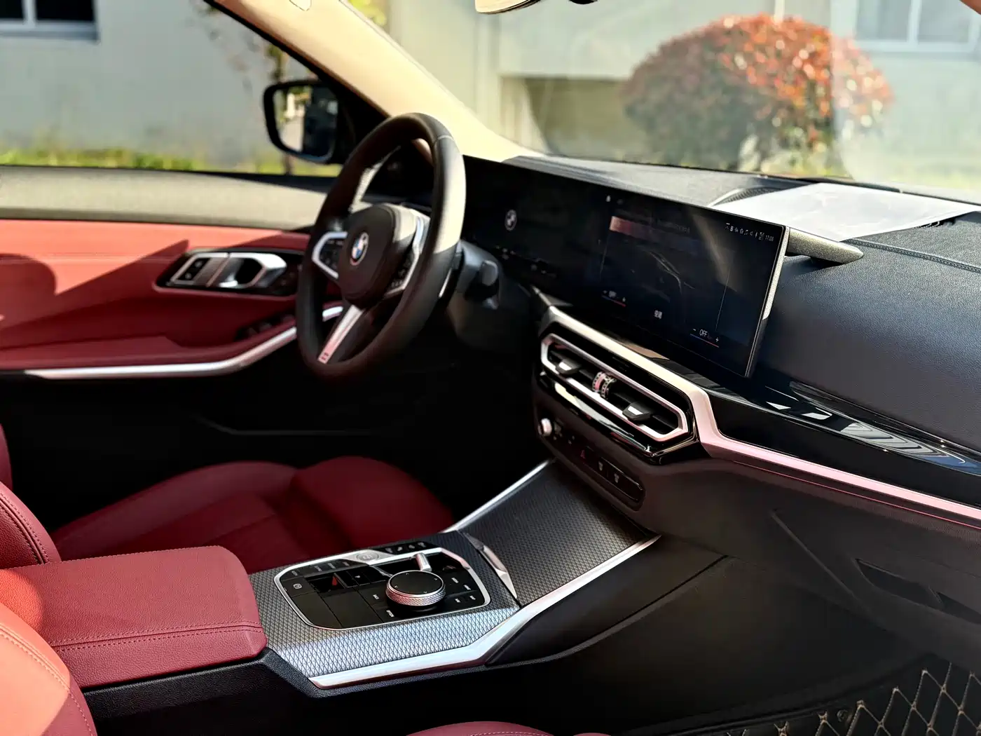 BMW 3 Series 2023 325Li M Sport Black Night Package фото 11