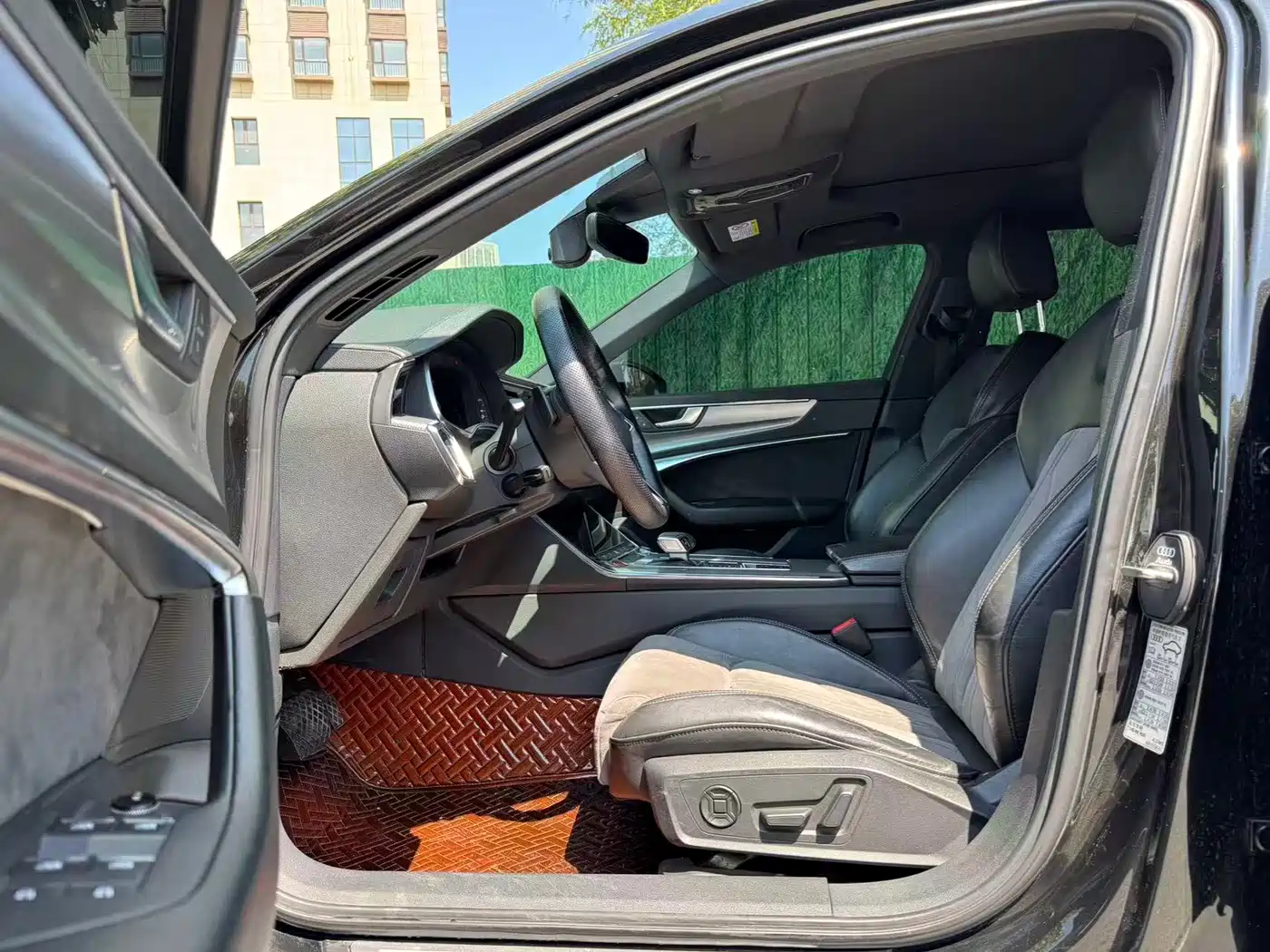 Audi A6L 2019 40 TFSI Luxury Dynamic фото 4
