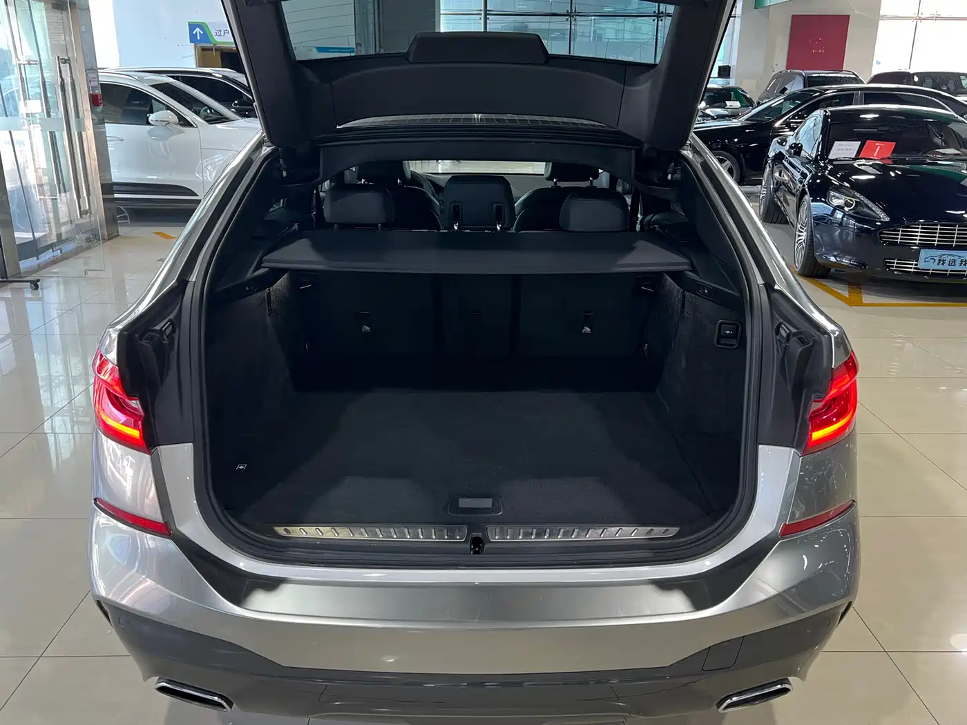 BMW 6 Series GT 2019 630i M Sport Package фото 29