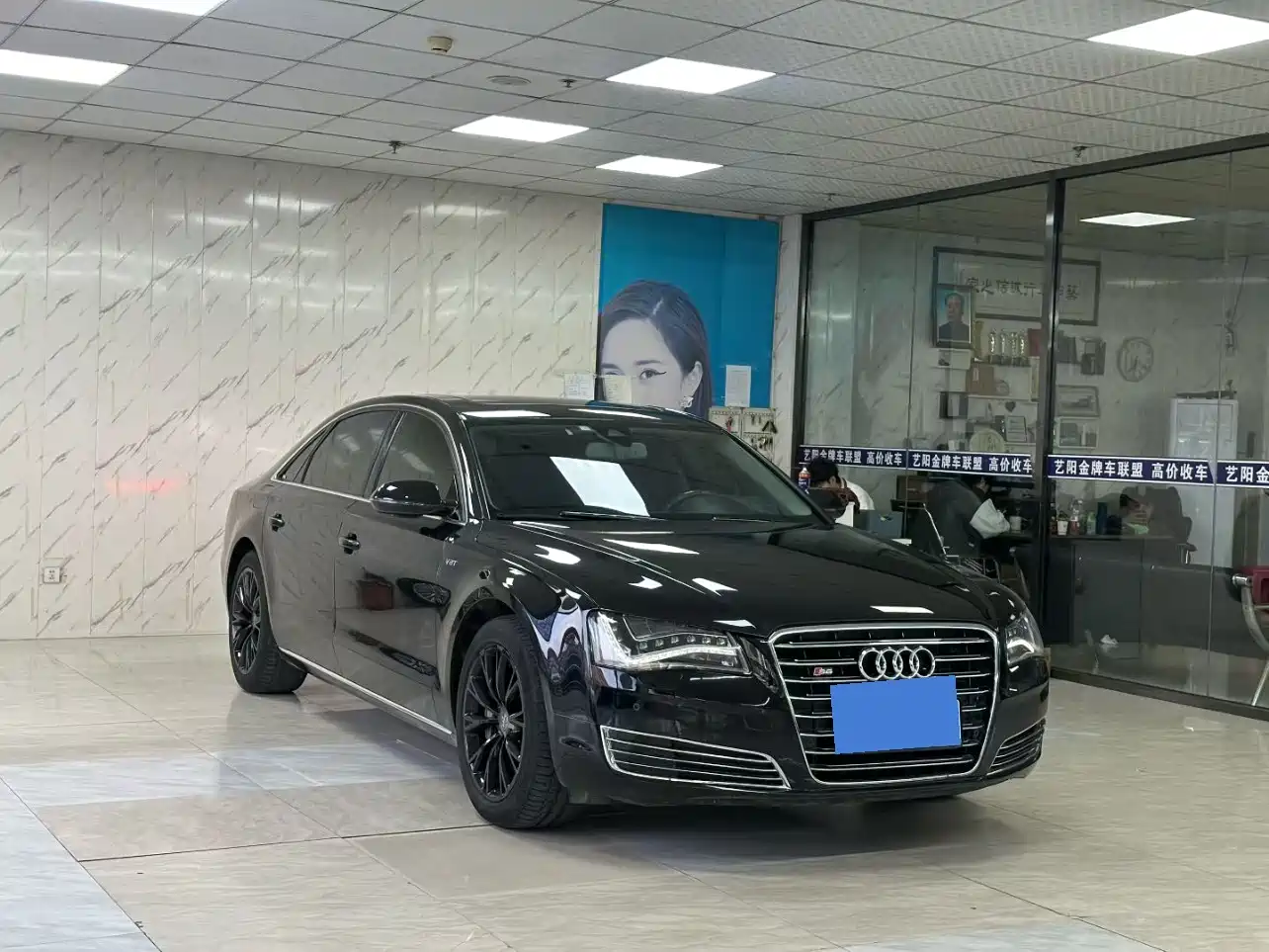 Audi A8 2013 A8L 55 TFSI quattro Luxury фото 3